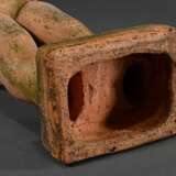 2 Diverse Terracotta Gartenplastiken: Fritz Kochendörfer (1871-1924) Büste "Dame nach Renaissance Vorbild", verso gestempelt (H. 45cm) und "Stehender weiblicher Akt" in Botero Art, verso gestempelt &… - photo 10