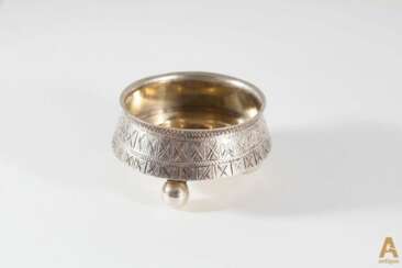 Silver salt shaker 