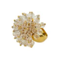 Spectacular ring with quartz in the form of a blossoming dandelion. 