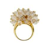 Une bague spectaculaire avec quartz en forme de pissenlit en fleurs. Gold-plated metal 21th century - photo 3