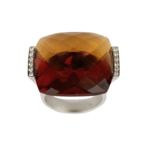 Bague en or blanc 18 carats avec c&eacute;trine couleur cognac et diamants. Italie. Deuxi&egrave;me moiti&eacute; du 20e si&egrave;cle. Diamanten The end of the 20th century - Foto 2