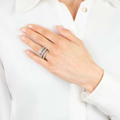 Bulgari. Schlangenförmiger Diamant Ring 'Serpenti Viper'. - Foto 2