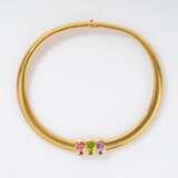 Van Cleef & Arpels. Tubogas-Collier mit farbintensiven Edelsteinen. - photo 1