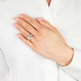 Juwelier Wilm. Spektakulärer Emerald Cut Diamant Ring. - photo 4