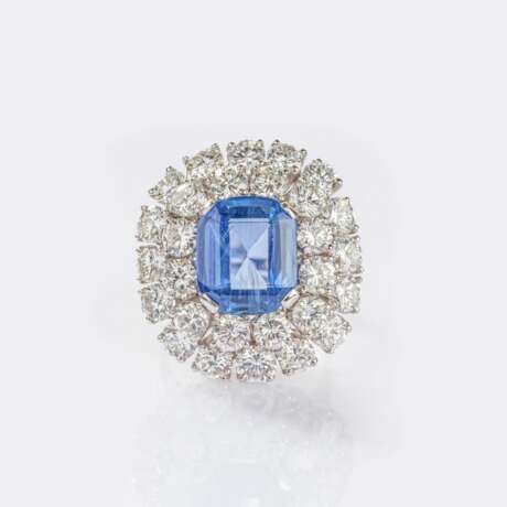 Brillant Cocktail Ring mit natürlichem Ceylon Saphir. - photo 1
