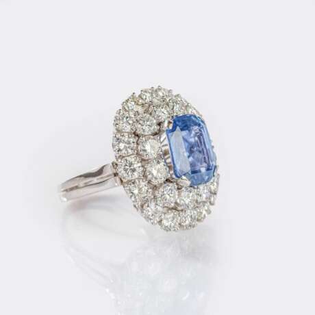 Brillant Cocktail Ring mit natürlichem Ceylon Saphir. - photo 2
