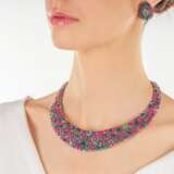 Tutti-Frutti Edelstein-Brillant Collier mit passendem Paar Ohrringen. - photo 3