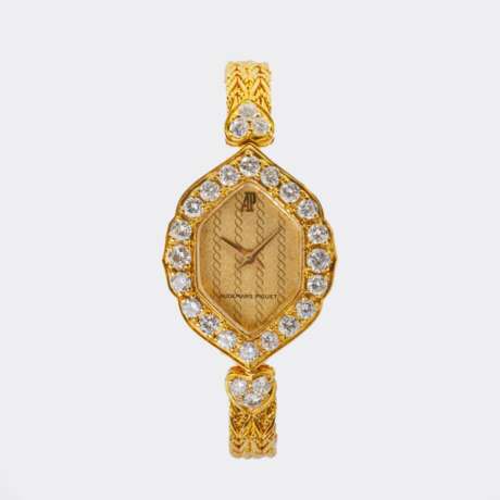 Audemars Piguet. Seltene Vintage Damen-Armbanduhr mit Diamanten. - фото 1