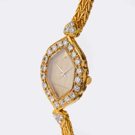 Audemars Piguet. Seltene Vintage Damen-Armbanduhr mit Diamanten. - фото 2