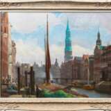 Julius von Ehren (Altona 1864 - Hamburg 1944). Nikolaifleet mit Reimersbrücke und St. Katharinenkirche. - фото 2