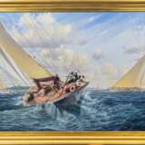 Uwe Lütgen (Hamburg 1944). Die Enterprise aus New York in einer Regatta. - Foto 2