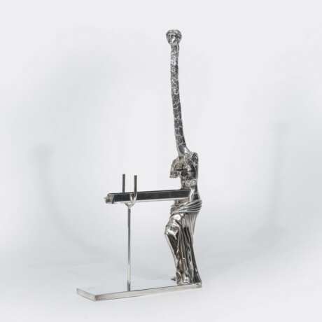Salvador Dalí (Figueres 1904 - Figueres 1989). Venus à la Giraffe. - photo 1