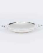 Silberwaren. Georg Jensen (Kopenhagen 1866 - Hellerup/Kopenhagen 1935). Seltene Gebäckschale 'Kaktus' von Gundorph Albertus.