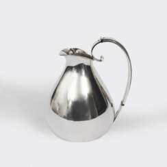 Carl M. Cohr Fredericia, ab 1893-1937. Eleganter Art-déco Wasserkrug.