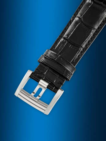 HARRY WINSTON & JEAN-FRANCOIS MOJON. A RARE 18K WHITE GOLD LIMITED EDITION SEMI-SKELETONISED DUAL TIME WIRSTWATCH WITH POWER RESERVE - photo 4 HARRY WINSTON & JEAN-FRANCOIS MOJON. A RARE 18K WHITE GOLD LIMITED EDITION SEMI-SKELETONISED DUAL TIME WIRSTWATCH WITH POWER RESERVE - photo 4