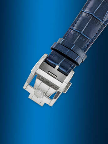 GREUBEL FORSEY. A VERY RARE AND EXCEPTIONAL SEMI-SKELETONISED LIMITED EDITION TITANIUM WRISTWATCH WITH INCLINED DOUBLE TOURBILLON AND FIVE-DAY POWER RESERVE - photo 5