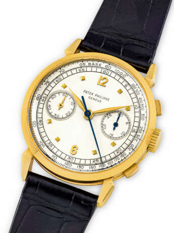 PATEK PHILIPPE. A VERY RARE 18K GOLD CHRONOGRAPH WRISTWATCH WITH TACHYMETER SCALE AND "SPIDER LUGS" - photo 2 PATEK PHILIPPE. A VERY RARE 18K GOLD CHRONOGRAPH WRISTWATCH WITH TACHYMETER SCALE AND "SPIDER LUGS" - photo 2