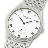 PATEK PHILIPPE. AN 18K WHITE GOLD BRACELET WATCH - photo 2