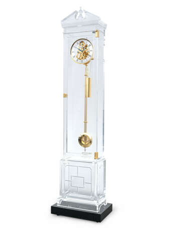 COMITTI X ZONE CREATIONS. AN ACRYLIC AND GOLD-PLATED LIMITED EDITION CLOCK, MADE FOR THE DIAMOND JUBILEE OF HER MAJESTY QUEEN ELIZABETH II - фото 2