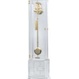 COMITTI X ZONE CREATIONS. AN ACRYLIC AND GOLD-PLATED LIMITED EDITION CLOCK, MADE FOR THE DIAMOND JUBILEE OF HER MAJESTY QUEEN ELIZABETH II - фото 3