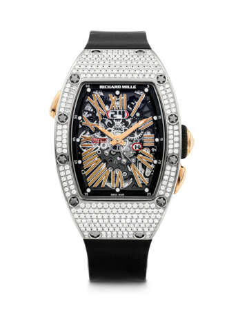 RICHARD MILLE. A LADY`S ATTRACTIVE 18K WHITE GOLD AND DIAMOND-SET TONNEAU-SHAPED AUTOMATIC SEMI-SKELETONISED WRISTWATCH WITH DATE - Foto 1 RICHARD MILLE. A LADY`S ATTRACTIVE 18K WHITE GOLD AND DIAMOND-SET TONNEAU-SHAPED AUTOMATIC SEMI-SKELETONISED WRISTWATCH WITH DATE - Foto 1