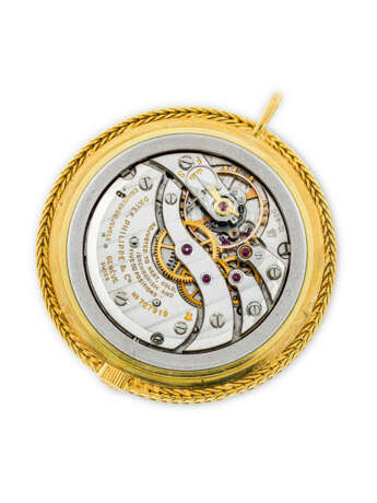 PATEK PHILIPPE. A VERY RARE 18K GOLD POCKET WATCH RETAILED BY GÜBELIN - фото 5 PATEK PHILIPPE. A VERY RARE 18K GOLD POCKET WATCH RETAILED BY GÜBELIN - фото 5