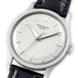PATEK PHILIPPE. A RARE 18K WHITE GOLD WRISTWATCH WITH SWEEP CENTRE SECONDS - photo 2