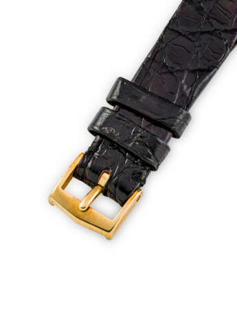 PATEK PHILIPPE. A LADY`S 18K GOLD WRISTWATCH WITH BREGUET NUMERALS - photo 4 PATEK PHILIPPE. A LADY`S 18K GOLD WRISTWATCH WITH BREGUET NUMERALS - photo 4