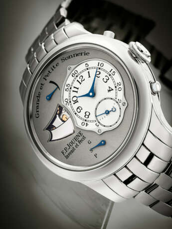 F.P. JOURNE. A MAGNIFICIENT AND VERY RARE STAINLESS STEEL GRANDE AND PETITE SONNERIE MINUTE REPEATING WRISTWATCH WITH FUNCTION SELECTOR, POWER RESERVE AND BRACELET - фото 2 F.P. JOURNE. A MAGNIFICIENT AND VERY RARE STAINLESS STEEL GRANDE AND PETITE SONNERIE MINUTE REPEATING WRISTWATCH WITH FUNCTION SELECTOR, POWER RESERVE AND BRACELET - фото 2