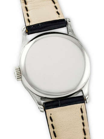PATEK PHILIPPE. A VERY RARE 18K WHITE GOLD WRISTWATCH - photo 3 PATEK PHILIPPE. A VERY RARE 18K WHITE GOLD WRISTWATCH - photo 3