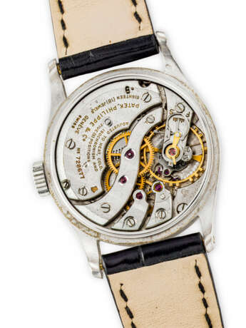 PATEK PHILIPPE. A VERY RARE 18K WHITE GOLD WRISTWATCH - photo 4 PATEK PHILIPPE. A VERY RARE 18K WHITE GOLD WRISTWATCH - photo 4