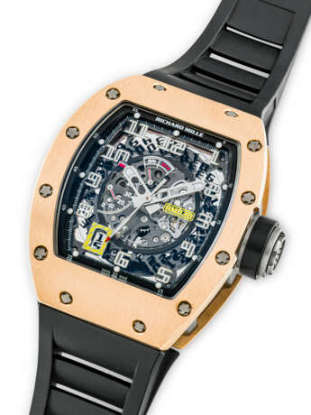 RICHARD MILLE. AN 18K PINK GOLD AND TITANIUM AUTOMATIC SKELETONISED WRISTWATCH WITH SWEEP CENTRE SECONDS, DECLUTCHABLE ROTOR, POWER RESERVE AND DATE - Foto 2 RICHARD MILLE. AN 18K PINK GOLD AND TITANIUM AUTOMATIC SKELETONISED WRISTWATCH WITH SWEEP CENTRE SECONDS, DECLUTCHABLE ROTOR, POWER RESERVE AND DATE - Foto 2