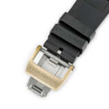 RICHARD MILLE. AN 18K PINK GOLD AND TITANIUM AUTOMATIC SKELETONISED WRISTWATCH WITH SWEEP CENTRE SECONDS, DECLUTCHABLE ROTOR, POWER RESERVE AND DATE - Foto 4