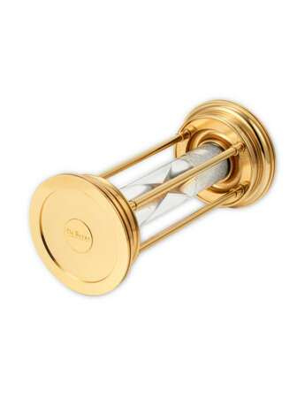 DE BEERS. A BRASS AND DIAMOND HOUR GLASS TIMER - фото 3