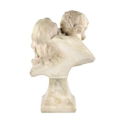 Amoureux de la composition en pierre. 20i&egrave;me si&egrave;cle. Albâtre 20th century - photo 4