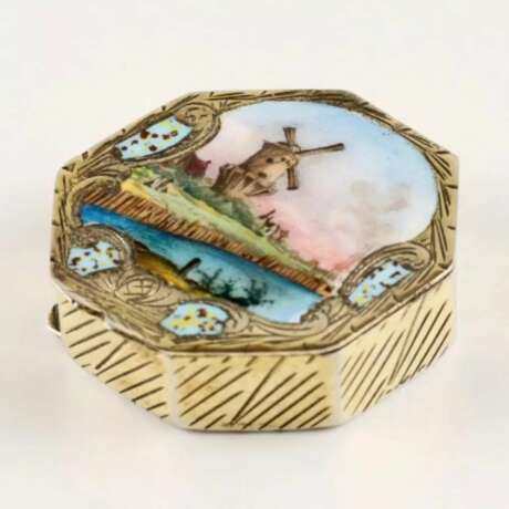 Snuff box Enamel Romanticism Late 19th century - photo 3