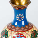 Pair of Asian Cloisone Vases - фото 2