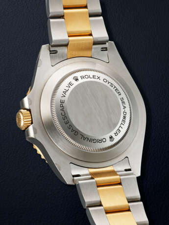 ROLEX, STAINLESS STEEL AND YELLOW GOLD ‘SEA-DWELLER’, REF. 126603 - фото 3