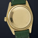 ROLEX, YELLOW GOLD 'DAY-DATE', WITH 'GREEN STELLA' DIAL, REF. 18038 - photo 3