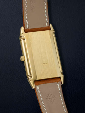JAEGER-LECOULTRE, YELLOW GOLD 'REVERSO', REF. 140.250.1 - photo 4
