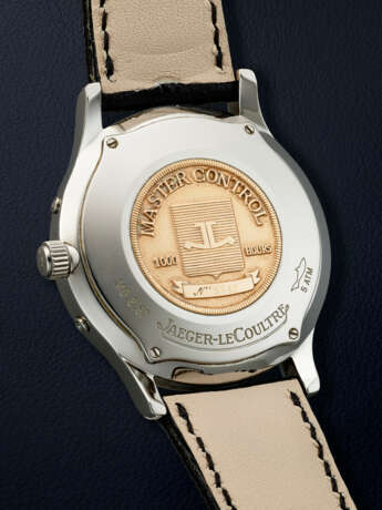 JAEGER-LECOULTRE, STAINLESS STEEL TRIPLE CALENDAR WRISTWATCH, REF. 1480.8.87 - photo 3