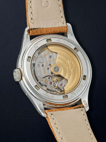 PATEK PHILIPPE, WHITE GOLD ANNUAL CALENDAR WRISTWATCH, REF. 5146G-001 - фото 3