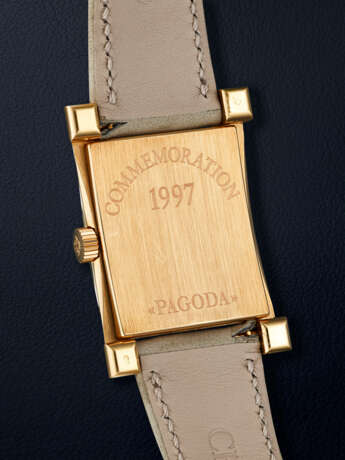 PATEK PHILIPPE, PINK GOLD 'PAGODA', REF. 5500R - photo 3