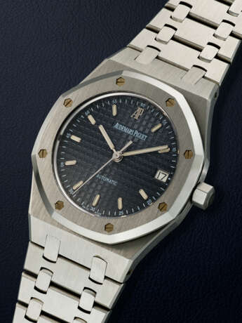 AUDEMARS PIGUET, STAINLESS STEEL ‘ROYAL OAK’, REF. 14790ST - photo 2
