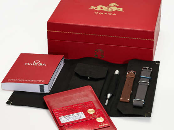 OMEGA, LIMITED EDITION STAINLESS STEEL 'SPEEDMASTER '57', REF. 311.10.39.30.01.001 - photo 4