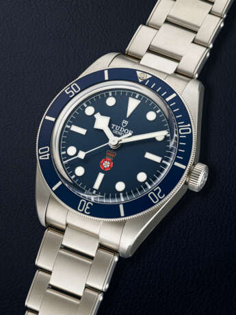 TUDOR, LIMITED EDITION STAINLESS STEEL 'BLACK BAY', REF. 79030B - photo 2