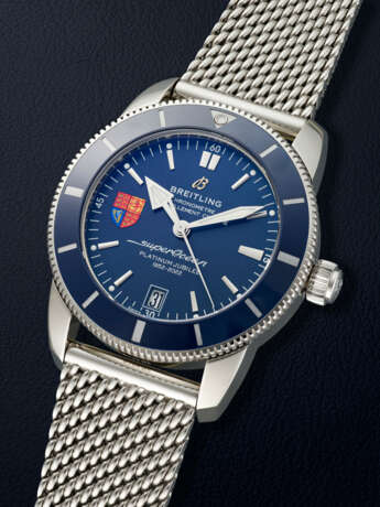 BREITLING, LIMITED EDITION STAINLESS STEEL 'SUPEROCEAN HERITAGE B20', REF. AB2010 - photo 2