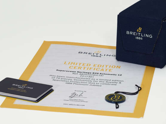 BREITLING, LIMITED EDITION STAINLESS STEEL 'SUPEROCEAN HERITAGE B20', REF. AB2010 - photo 4
