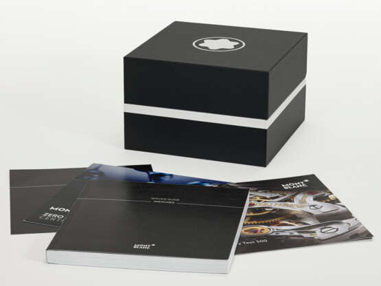 MONTBLANC, LIMITED EDITION TITANIUM ' 1858 GEOSPHERE CHRONOGRAPH 0 OXYGEN', REF. MB129624 - photo 4