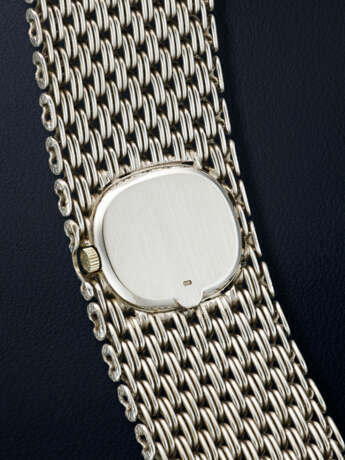 PATEK PHILIPPE, LADY’S WHITE GOLD 'ELLIPSE', REF. 4151/1 - photo 3